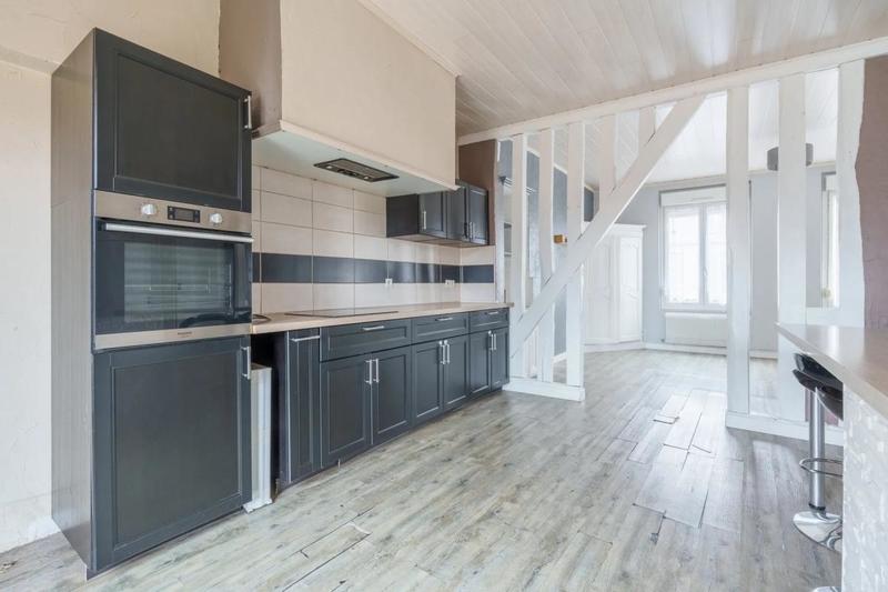 Maison - 210 m² - 7 pièces