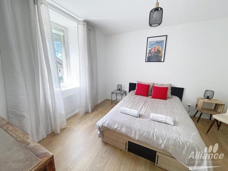 Immeuble - 305 m² - 15 pièces