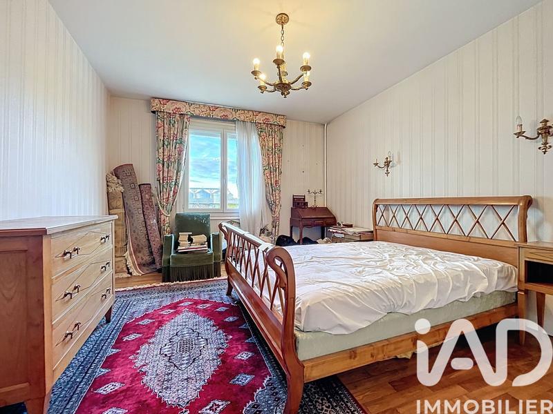 Maison - 104 m² - 4 pièces