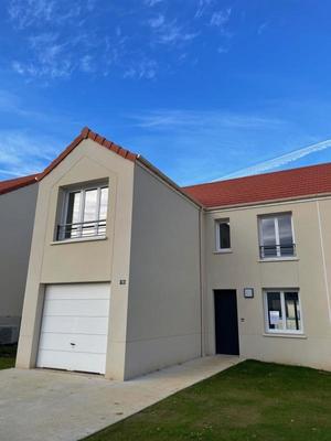 Maison - 91 m² - 5 pièces