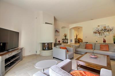 Maison - 196 m² - 7 pièces