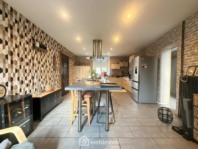 Maison - 184 m² - 6 pièces