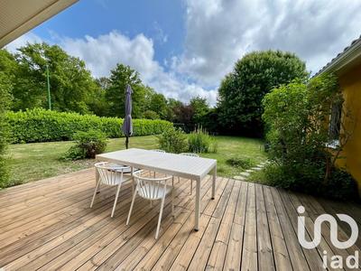 Maison - 121 m² - 5 pièces