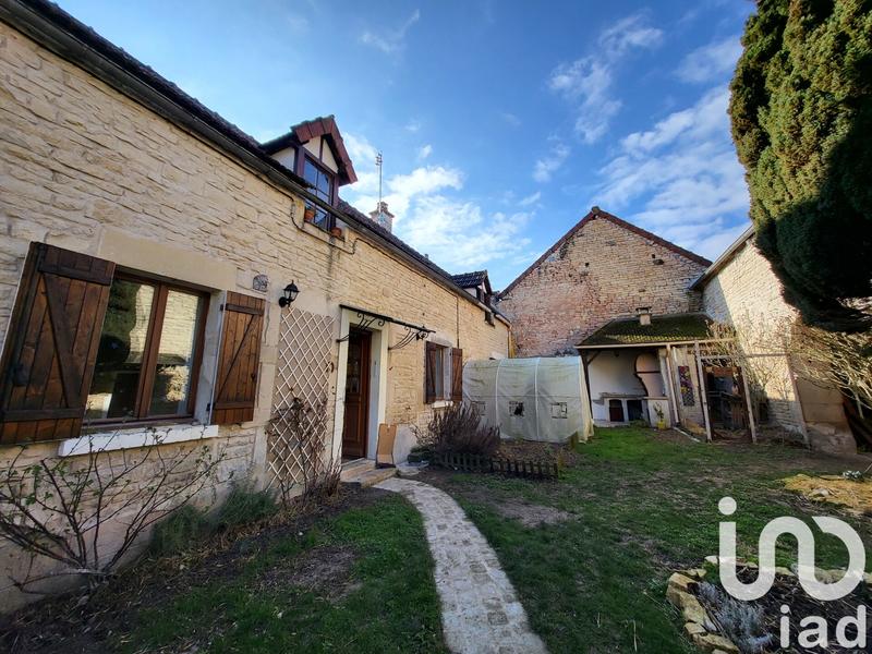 Maison de village - 105 m² - 5 pièces
