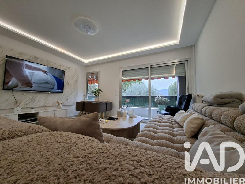 Appartement - 86 m² - 5 pièces