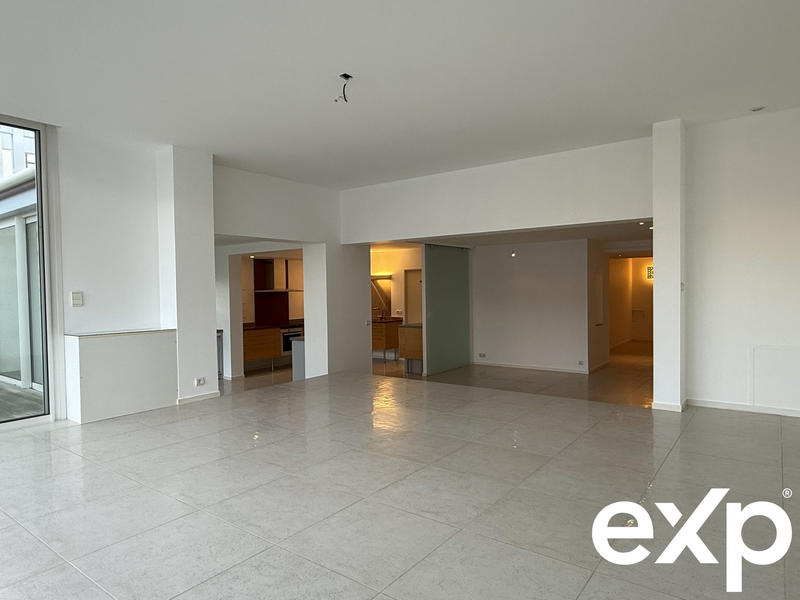 Maison - 178 m² - 5 pièces