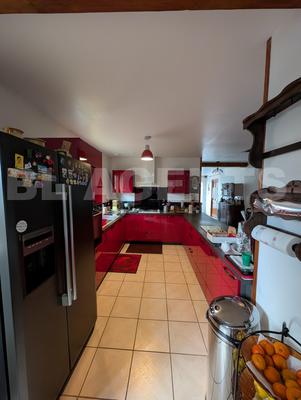 Maison - 197 m² - 8 pièces