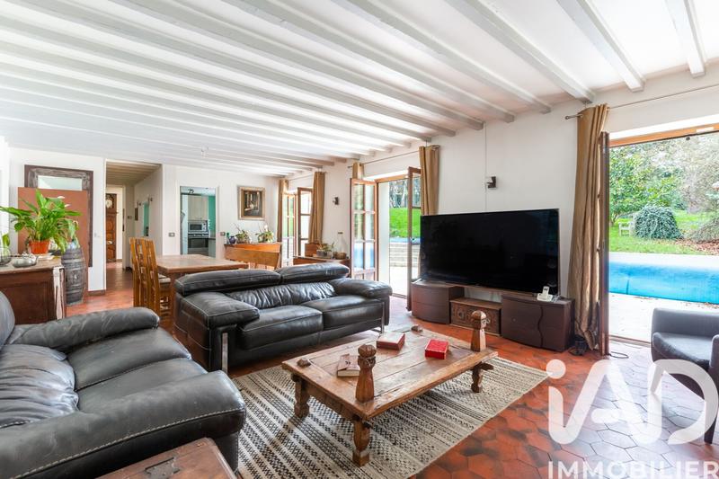 Maison - 200 m² - 5 pièces