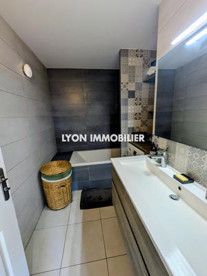 Appartement - 103 m² - 4 pièces