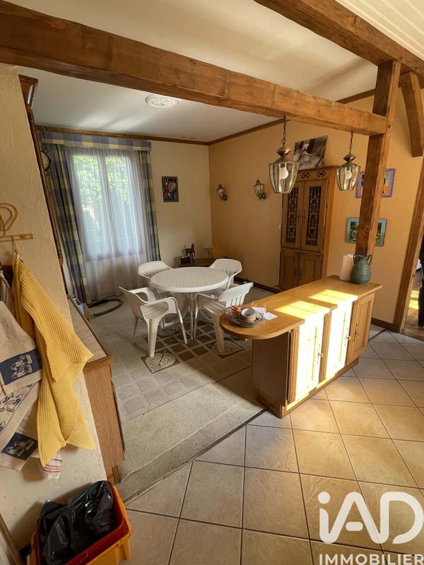 Maison - 178 m² - 9 pièces