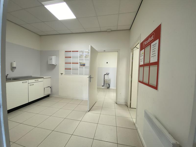 Local commercial - 564 m²