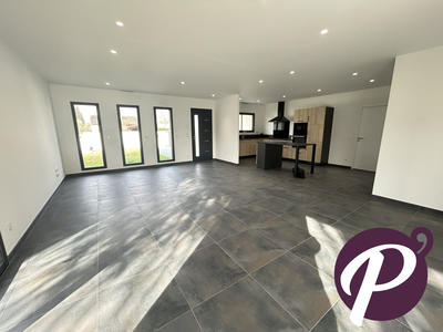 Maison - 120 m² - 4 pièces