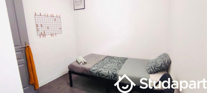 Chambre - 9 m² - 1 pièce