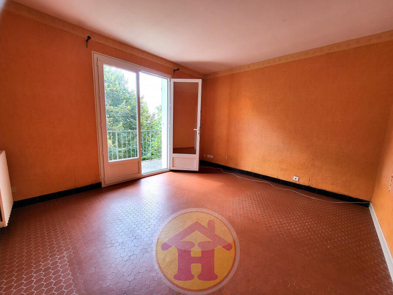 Maison - 98 m² - 5 pièces