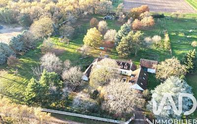 Maison - 200 m² - 11 pièces