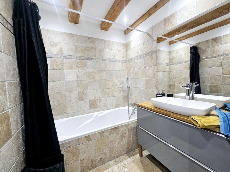 Appartement ancien - 63 m² - 4 pièces