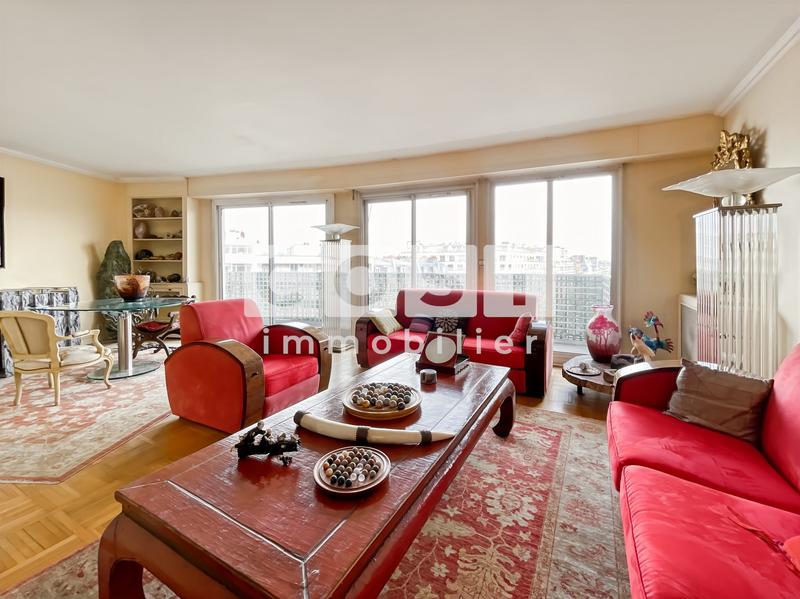 Appartement - 125 m² - 5 pièces