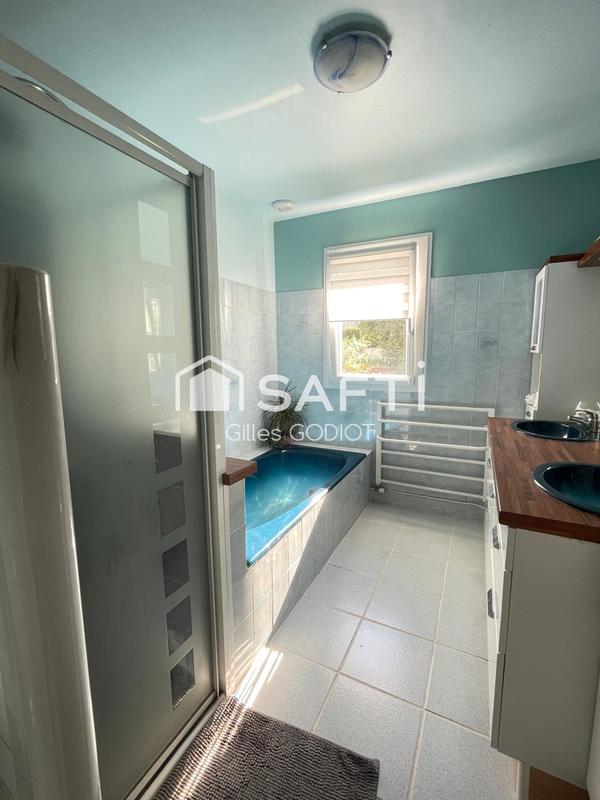 Maison - 135 m² - 7 pièces