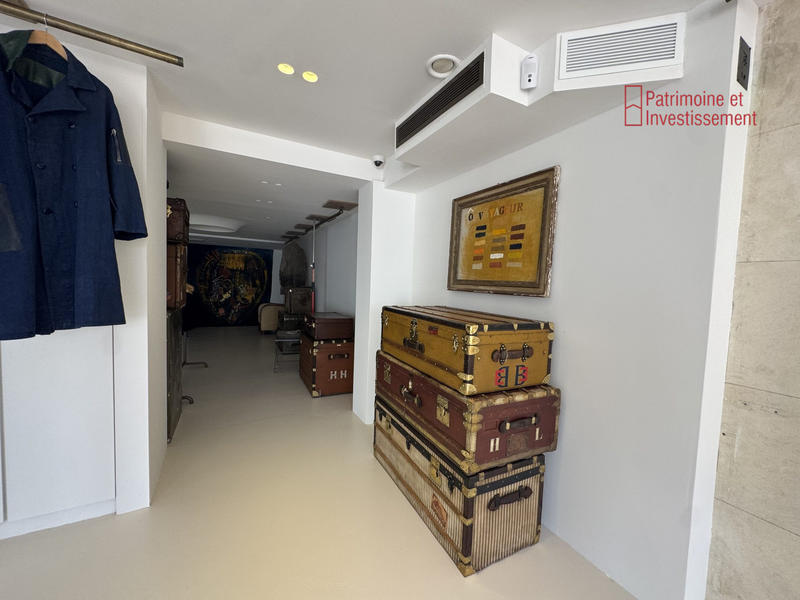 Fonds de commerce - Local commercial - 117 m²