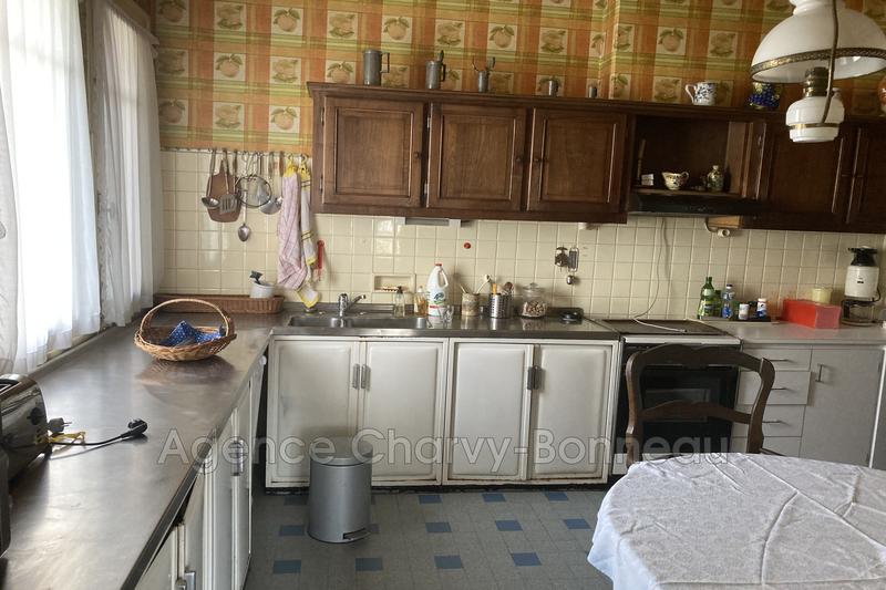 Maison - 294 m² - 14 pièces