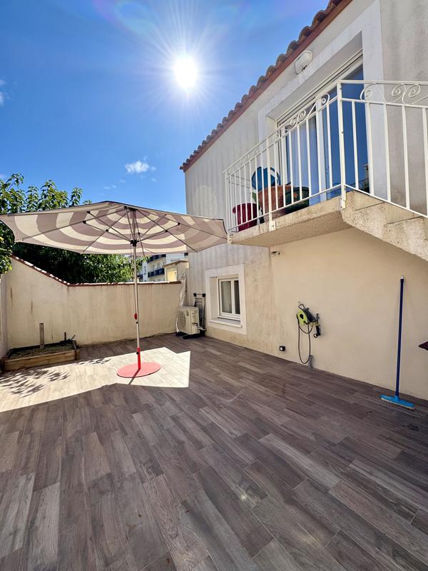 Maison - 96 m² - 4 pièces