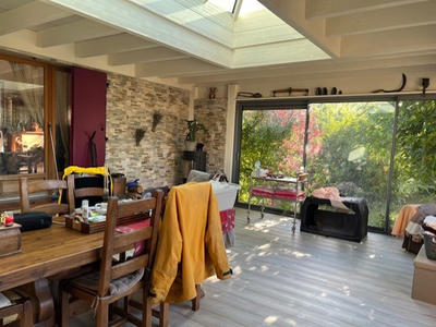 Maison - 195 m² - 5 pièces