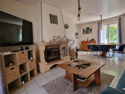 Maison - 86 m² - 4 pièces