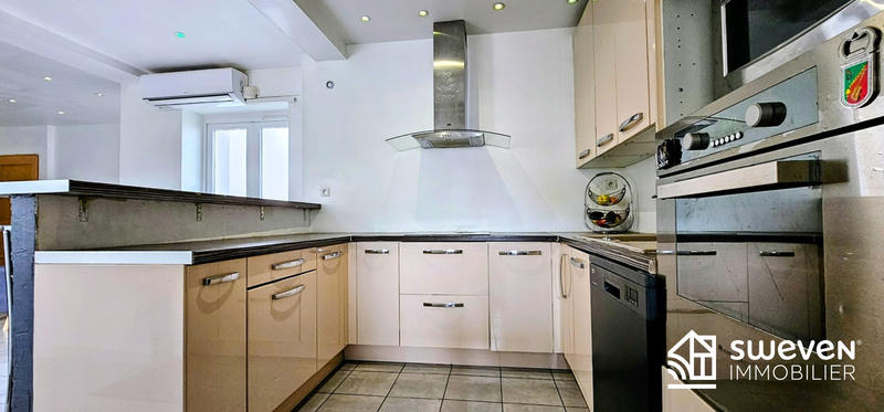 Maison - 85 m² - 4 pièces