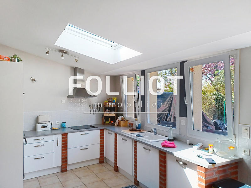 Maison - 111 m² - 7 pièces