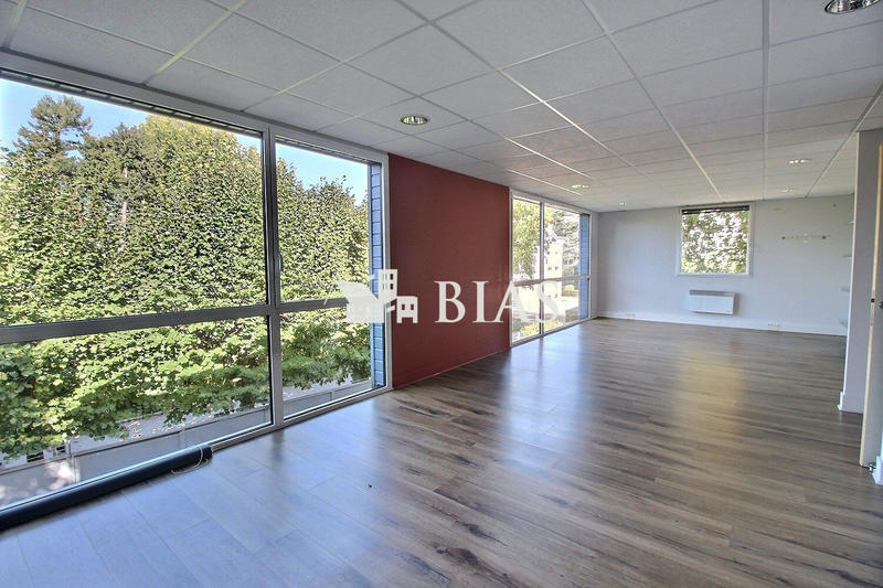 Bureau - 192 m²
