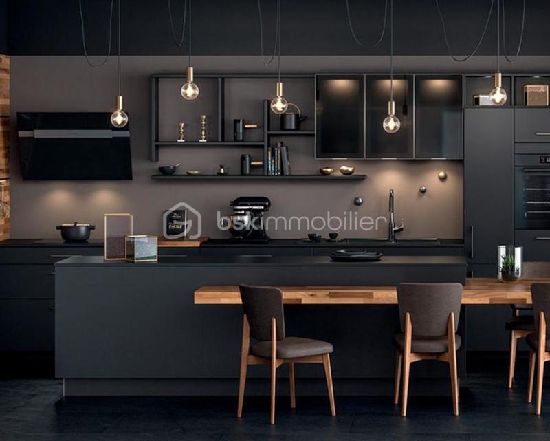 Appartement - 90 m² - 4 pièces