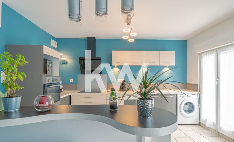 Maison - 104 m² - 5 pièces