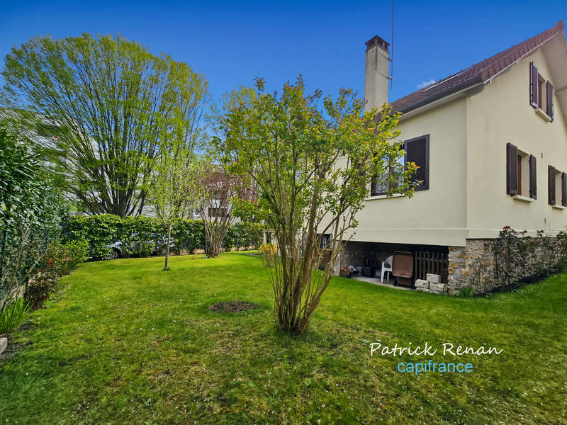 Maison - 100 m² - 6 pièces