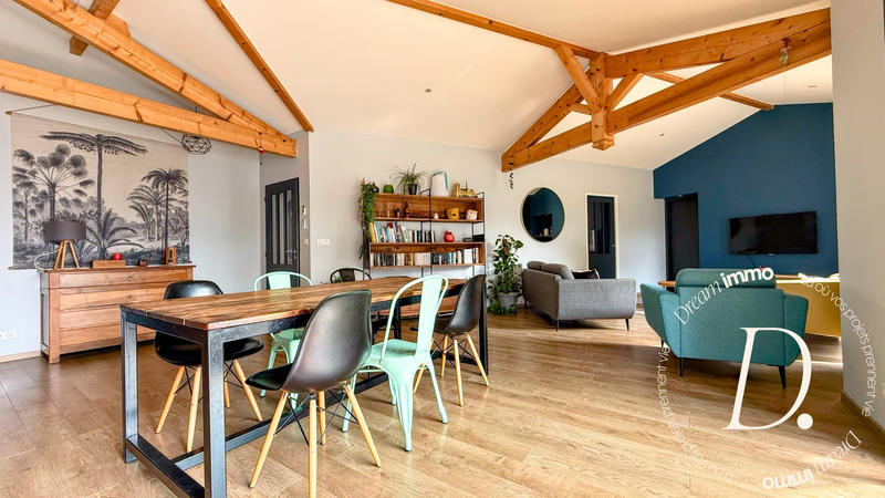 Maison contemporaine - 185 m² - 7 pièces