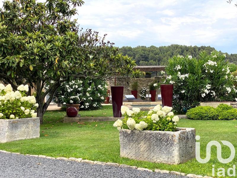 Maison - 420 m² - 14 pièces