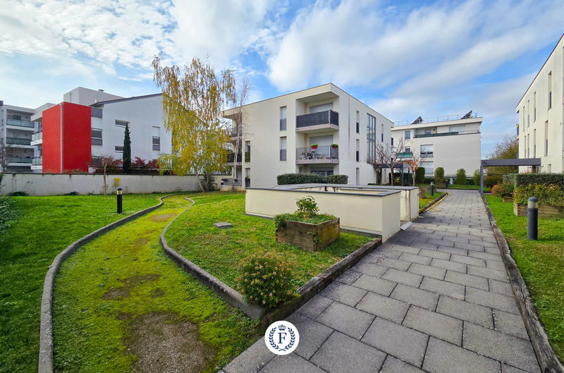 Appartement - 65 m² - 3 pièces