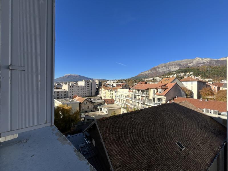 Appartement - 92 m² - 4 pièces