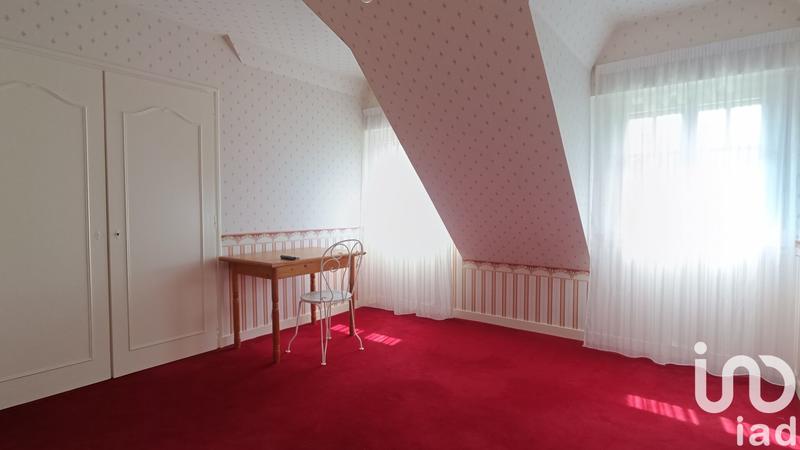 Maison - 180 m² - 7 pièces