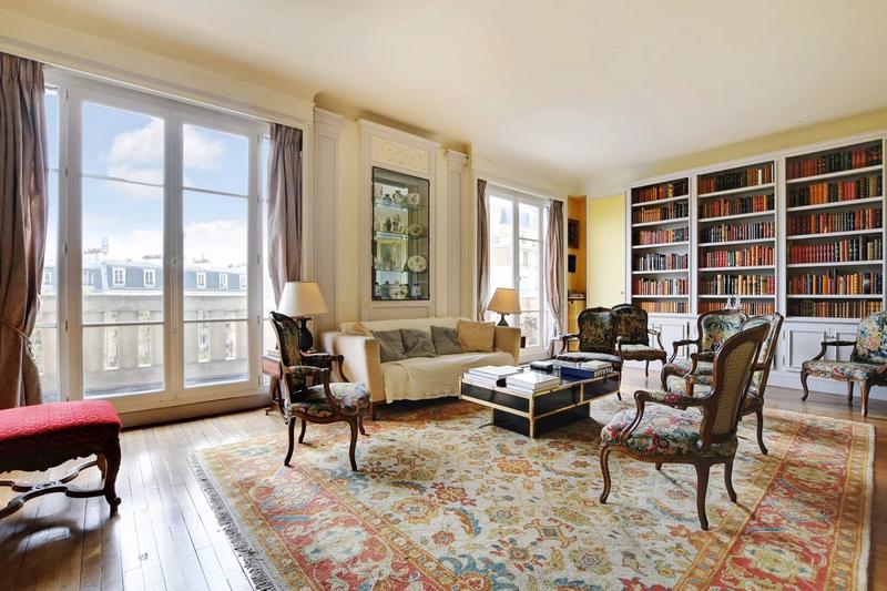 Appartement - 250 m² - 8 pièces