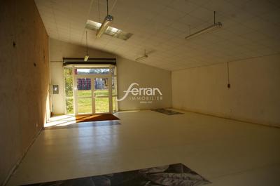 Local commercial - 560 m²
