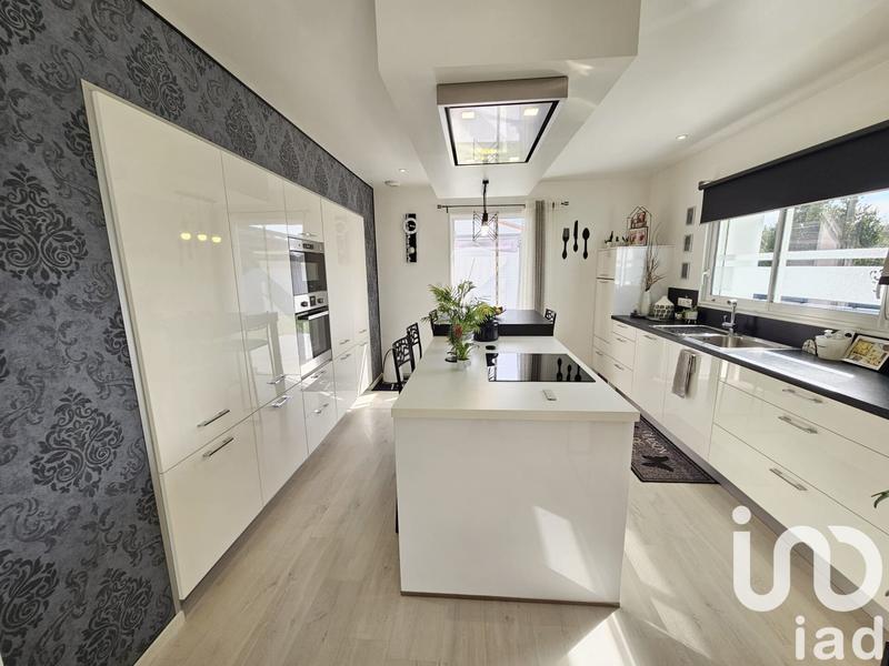 Maison - 141 m² - 5 pièces