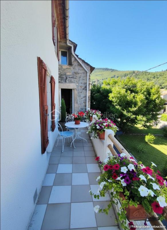 Maison de village - 108 m² - 5 pièces