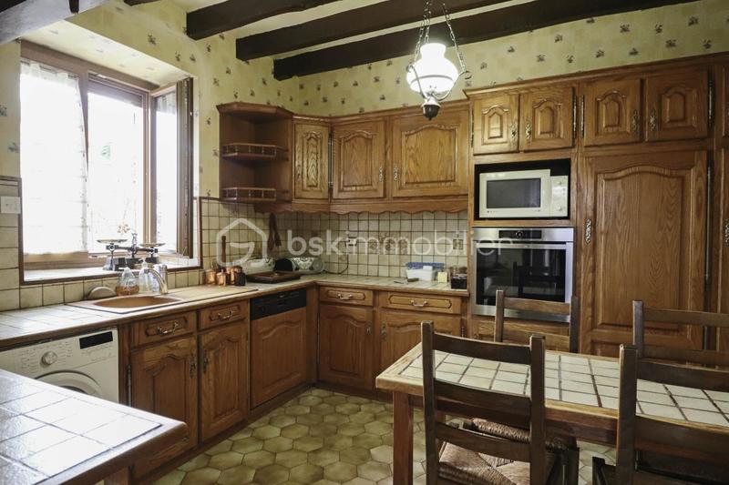 Maison - 96 m² - 5 pièces