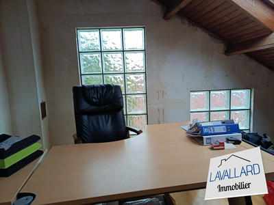 Local commercial - 84 m²