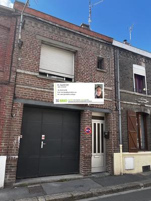 Immeuble - 180 m² - 2 pièces