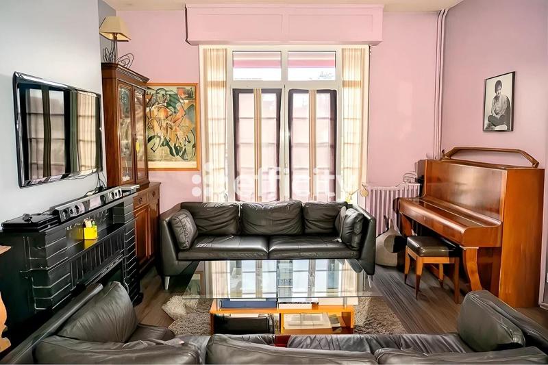 Maison - 160 m² - 7 pièces