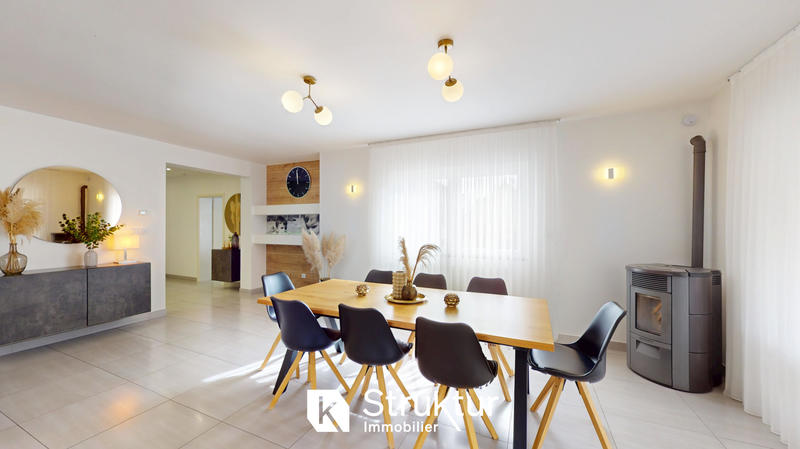 Appartement - 156 m² - 5 pièces