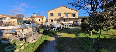 Villa - 168 m² - 7 pièces