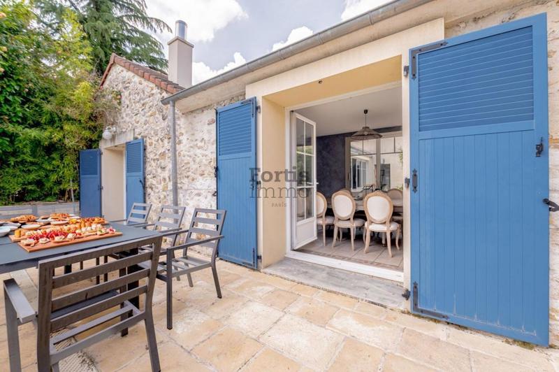 Corps de ferme - 414 m² - 14 pièces