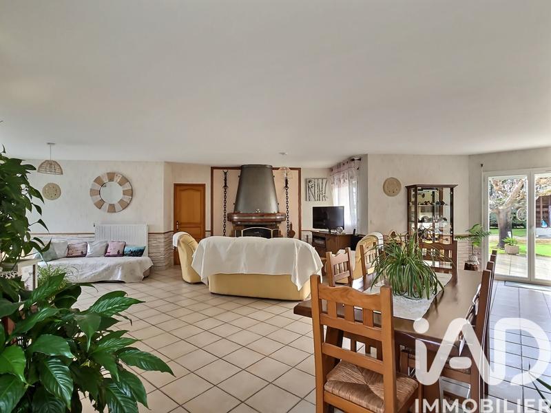 Maison - 143 m² - 6 pièces